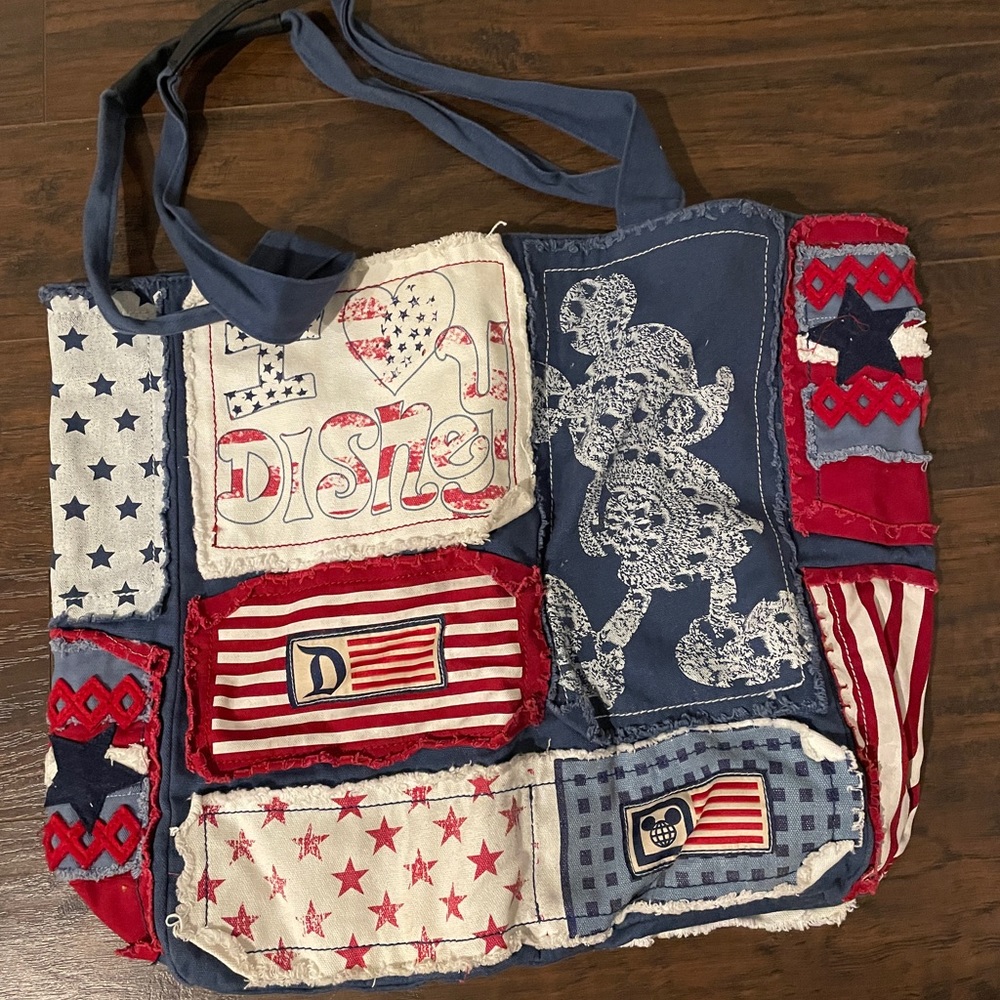 Walt Disney World Parks America Tote